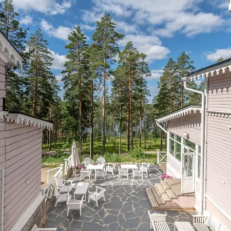 ホテル Hotelli Punkaharju